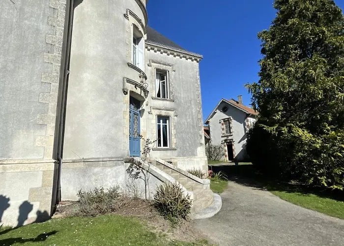 Prestige - Chateau Maranne 3*